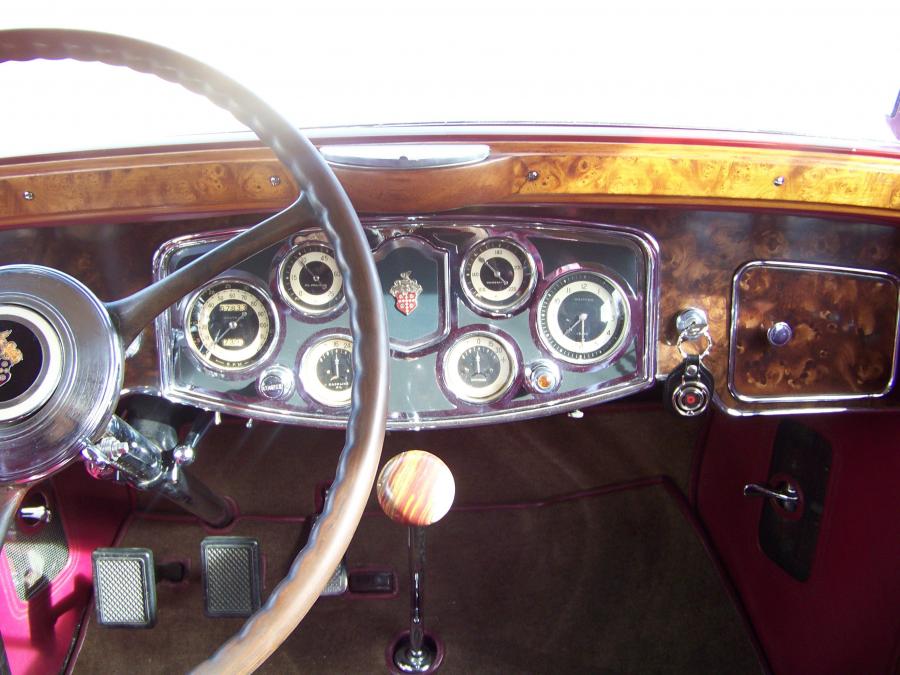  Packard Twelve Convertible Sedan 1934 года  (фото 4 из 44)